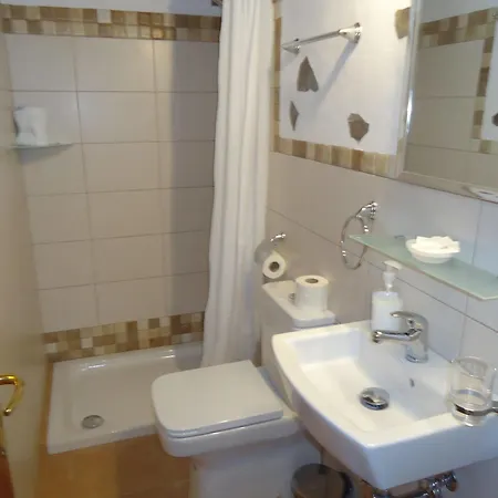 Guest house La Fonda