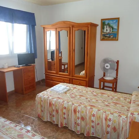 La Fonda Guest house